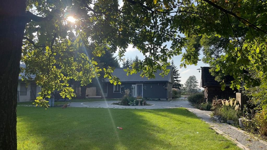 dom, 2 pokoje Sewerynów