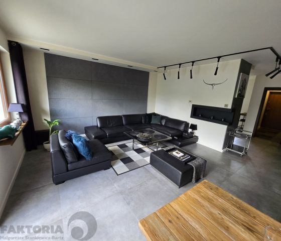 dom szeregowy, 5 pokoi Mierzyn. Zdjęcie 16