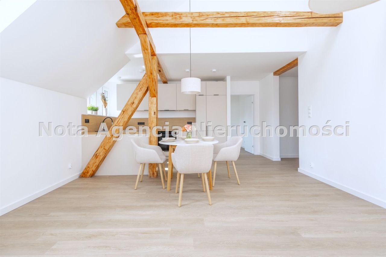 Mieszkanie 4-pokojowe Wałbrzych Podgórze, ul. Niepodległości