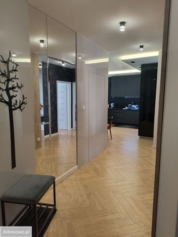 Mieszkanie 4-pokojowe Kielce Centrum, ul. Stefana Okrzei. Zdjęcie 2