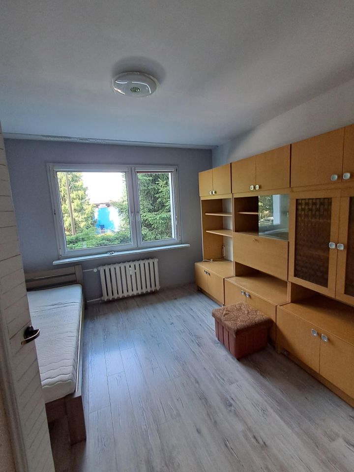 Mieszkanie 3-pokojowe Dzierżoniów, Osiedle Teczowe. Zdjęcie 3