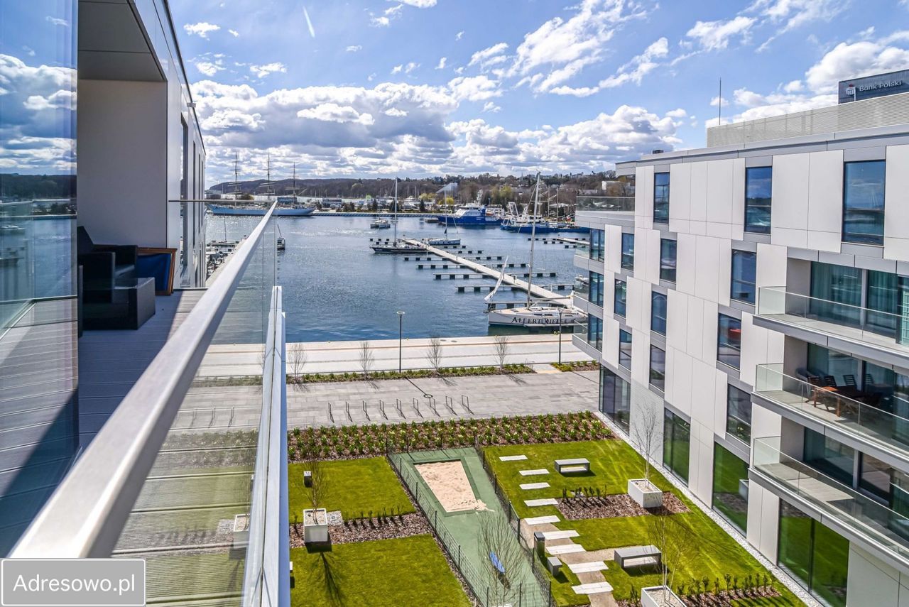 Mieszkanie 3-pokojowe Gdynia Śródmieście, ul. Arkadiusza Rybickiego. Zdjęcie 7
