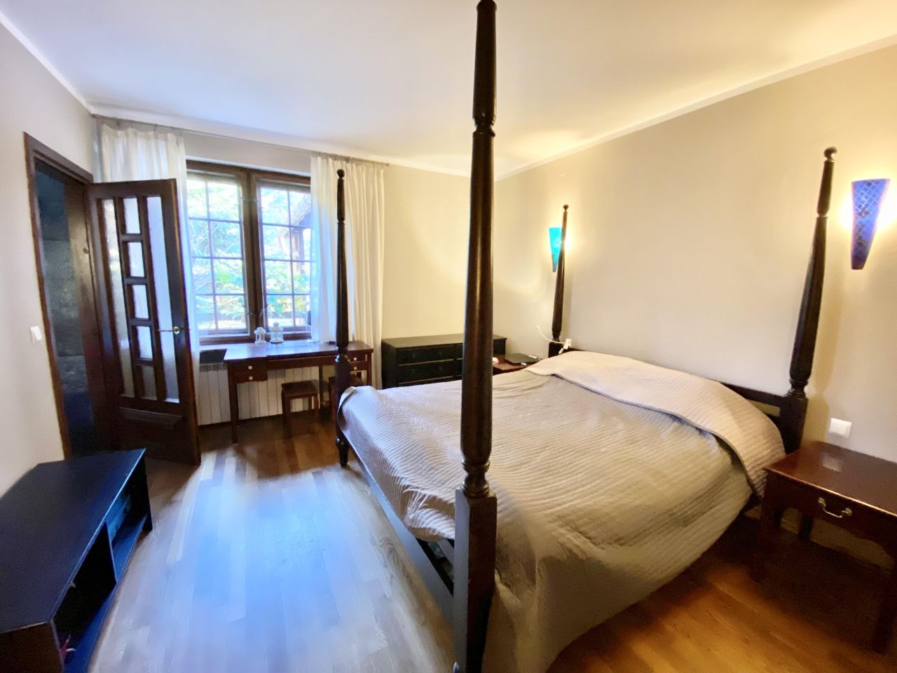 dworek, 11 pokoi Milanówek, ul. Kwiatowa. Zdjęcie 40