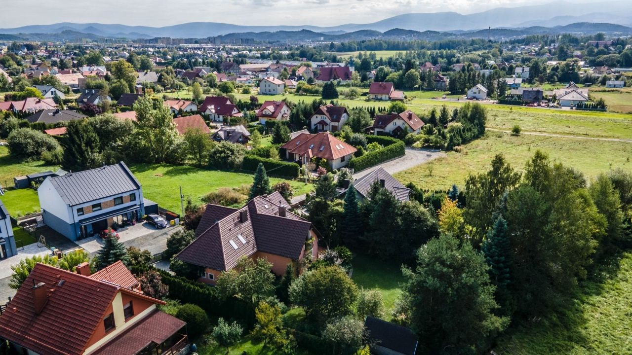 dom wolnostojący, 6 pokoi Jeżów Sudecki. Zdjęcie 1