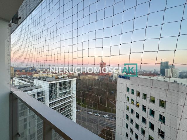 Mieszkanie 3-pokojowe Poznań, ul. Towarowa. Zdjęcie 16