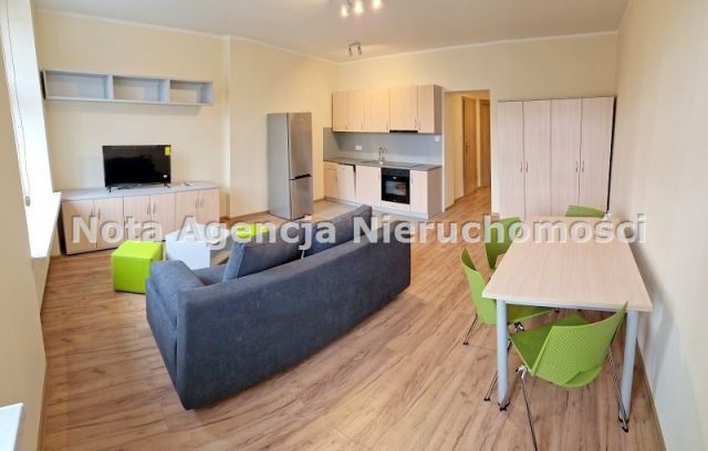 Mieszkanie 2-pokojowe Wałbrzych Śródmieście, ul. Henryka Sienkiewicza. Zdjęcie 1