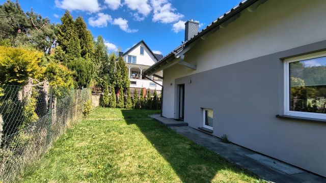 dom wolnostojący, 5 pokoi Mściszewice. Zdjęcie 48