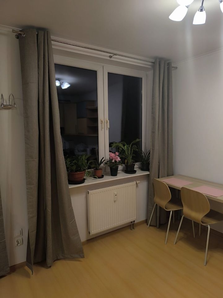 Mieszkanie 1-pokojowe Warszawa Włochy, ul. Naukowa. Zdjęcie 1