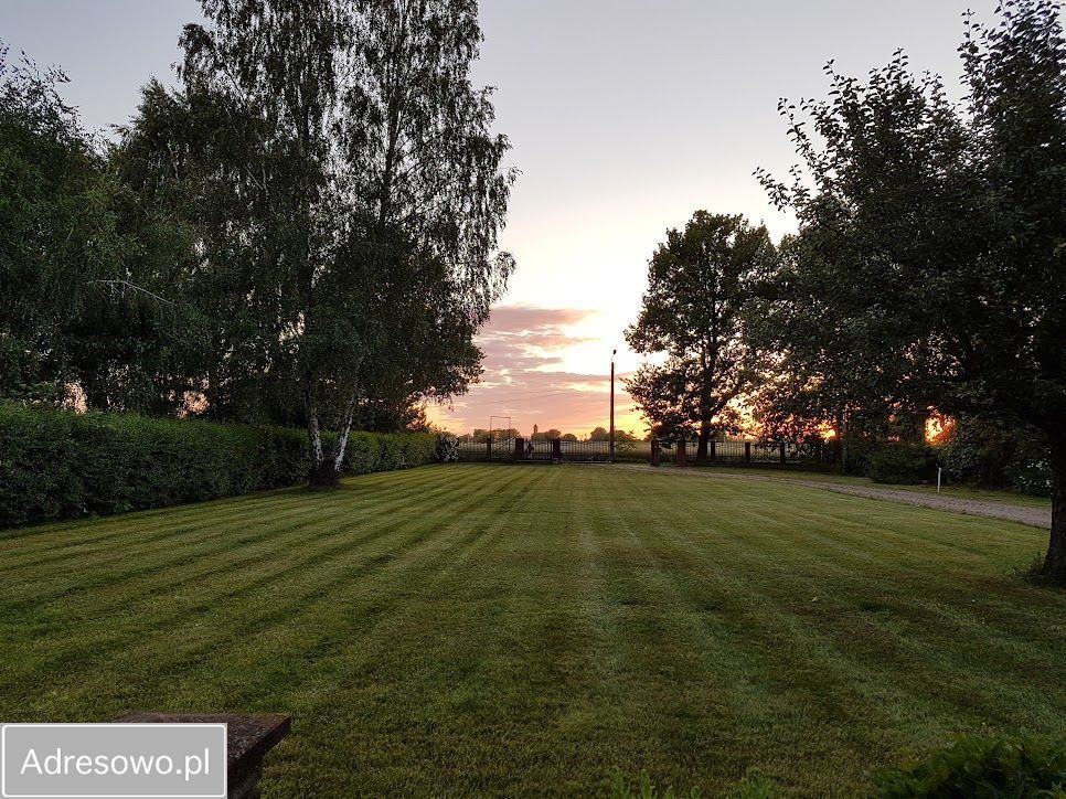 dom wolnostojący, 5 pokoi Jadwisin. Zdjęcie 2