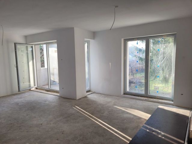 bliźniak Łódź Stare Polesie, ul. Legnicka. Zdjęcie 1