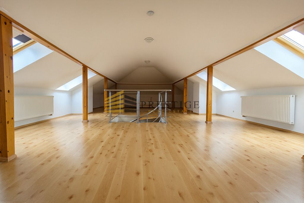 dom szeregowy, 5 pokoi Bielawa, ul. Warszawska. Zdjęcie 13