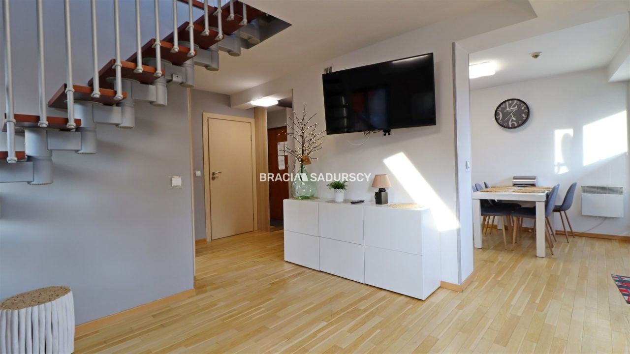 Mieszkanie 3-pokojowe Kościelisko, ul. Nędzy-Kubińca. Zdjęcie 9