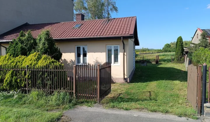 dom wolnostojący, 2 pokoje Kutno, ul. Krośniewicka