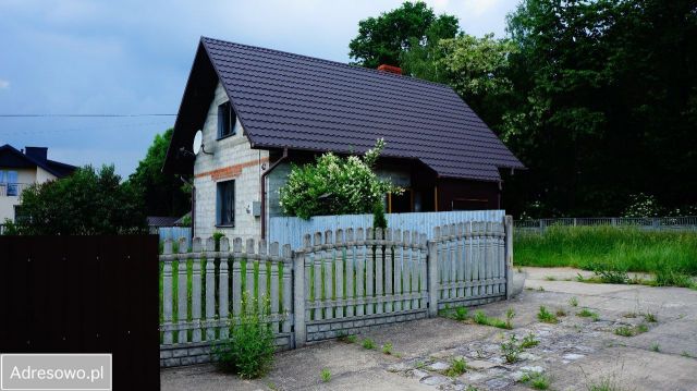 dom wolnostojący, 1 pokój Czaplów, ul. Sportowa. Zdjęcie 1