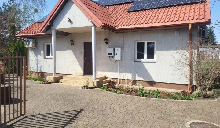 dom wolnostojący, 3 pokoje Łomianki Dolne, ul. Wspólna