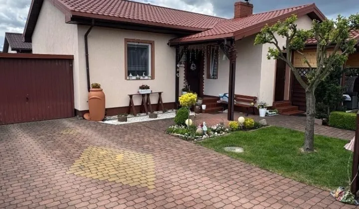 dom wolnostojący, 3 pokoje Silno, ul. Leśna