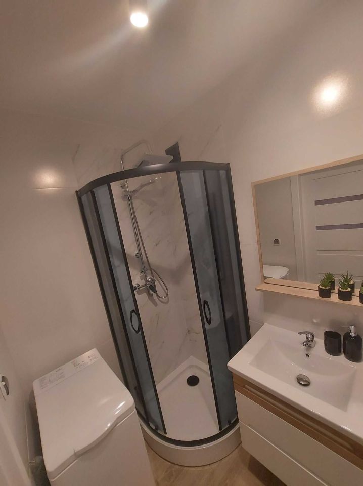 Mieszkanie 1-pokojowe Łódź Dąbrowa. Zdjęcie 3