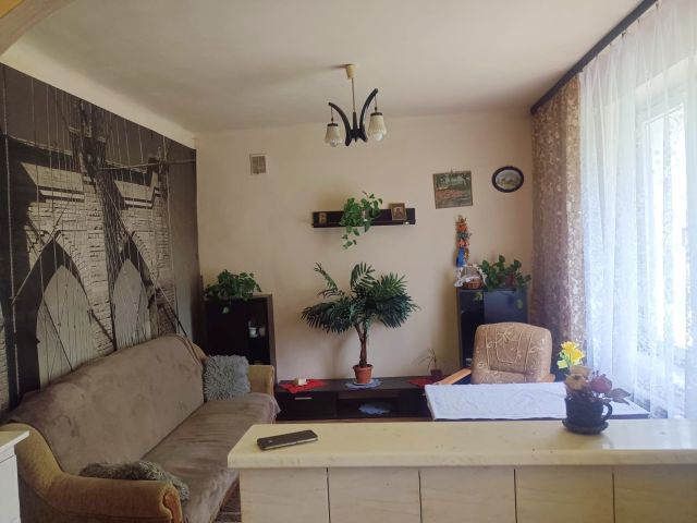 Mieszkanie 4-pokojowe Kazimierza Wielka, ul. Partyzantów. Zdjęcie 1