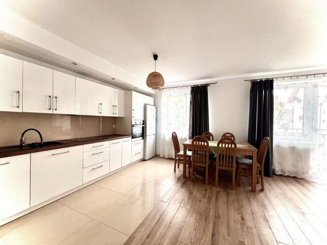 Mieszkanie 4-pokojowe Kraków Podgórze, ul. Opatkowicka. Zdjęcie 2