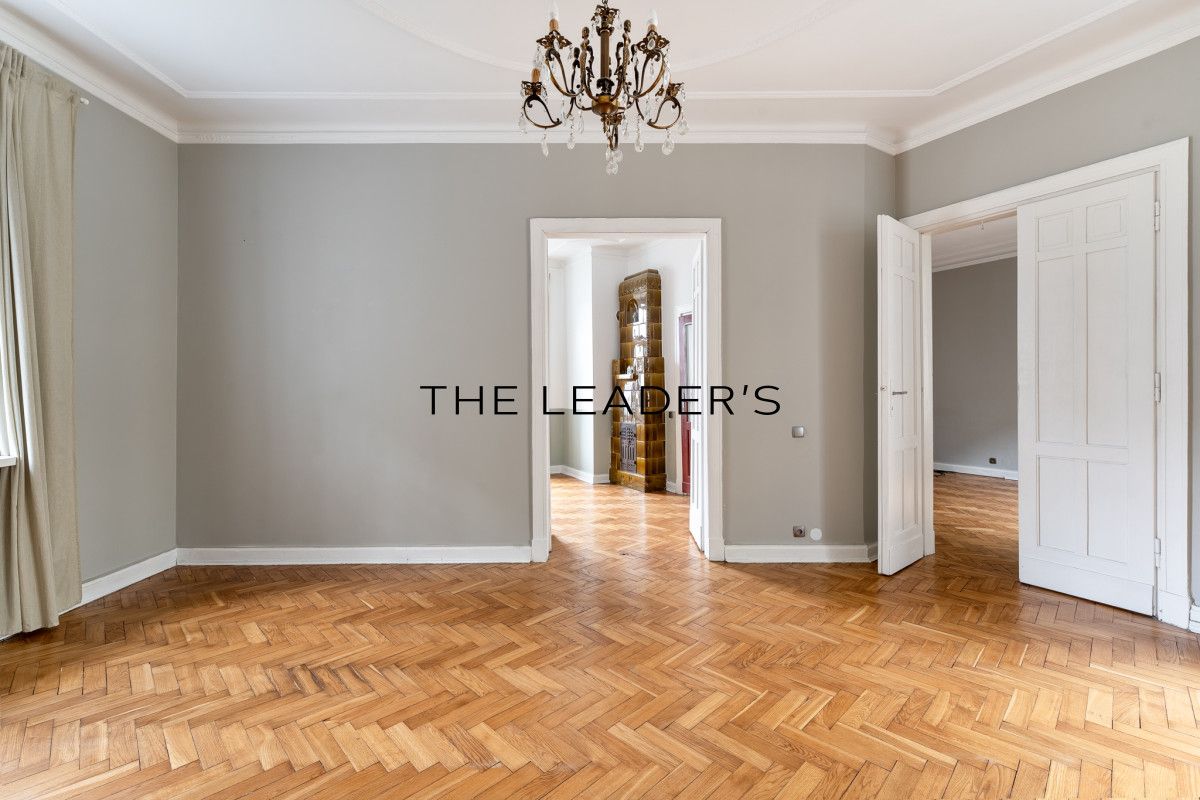 Mieszkanie 4-pokojowe Warszawa Śródmieście, ul. Piękna. Zdjęcie 2