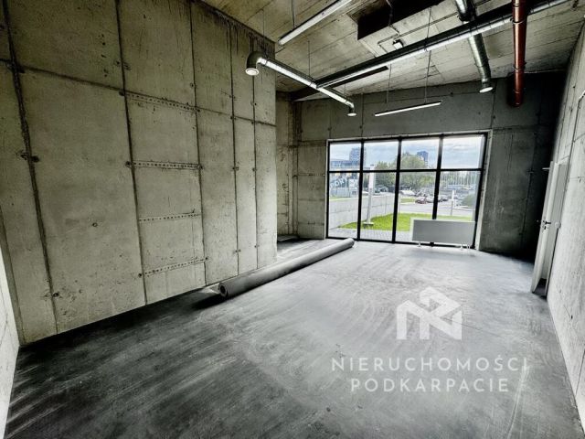 Lokal Rzeszów, ul. Podpromie. Zdjęcie 2