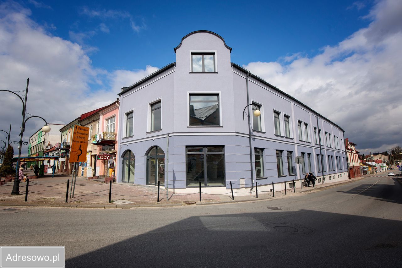 Lokal Jędrzejów, pl. Tadeusza Kościuszki. Zdjęcie 12