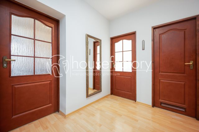 dom wolnostojący, 5 pokoi Łódź Radogoszcz, ul. Cyprysowa. Zdjęcie 10