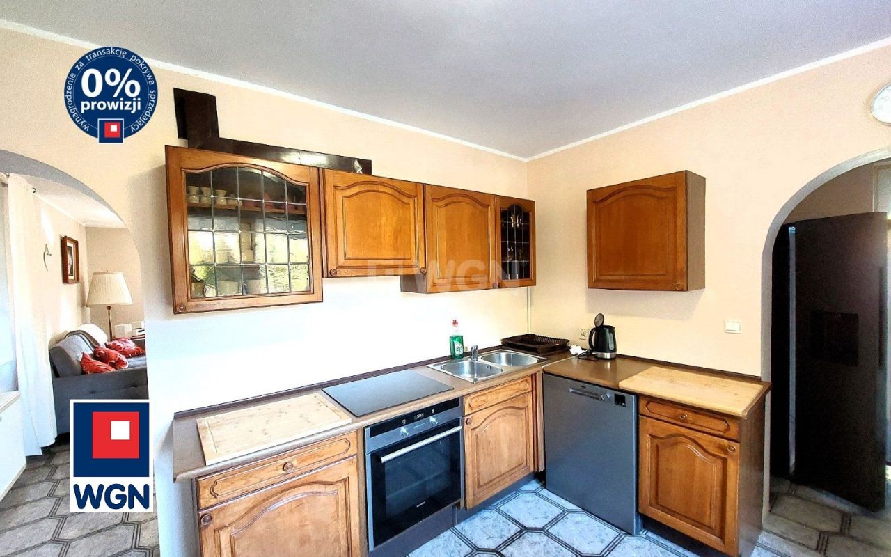 dom wolnostojący, 10 pokoi Budzistowo. Zdjęcie 14