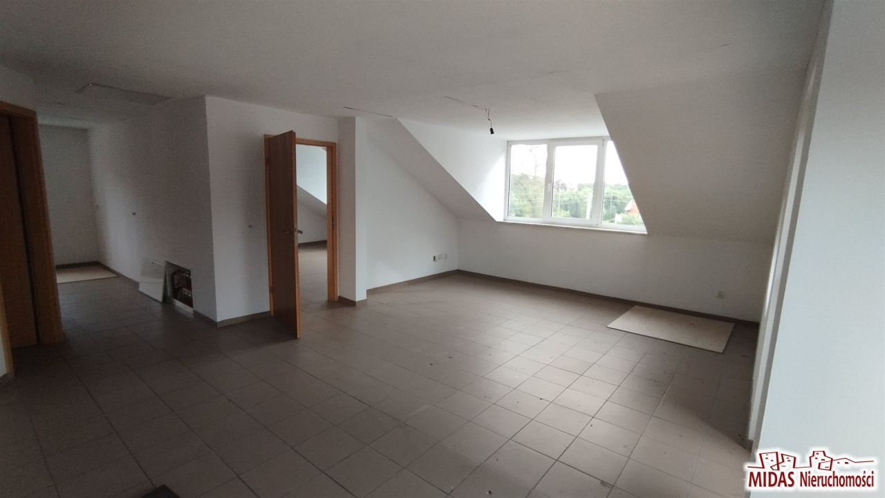 dom wolnostojący, 11 pokoi Włocławek Michelin, al. Jana Pawła II. Zdjęcie 25