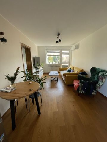 Mieszkanie 3-pokojowe Teresin. Zdjęcie 1