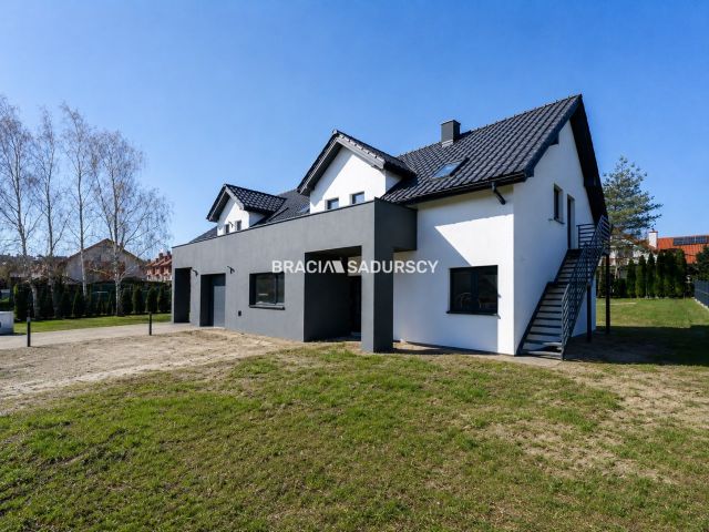 Mieszkanie 4-pokojowe Wieliczka, ul. Kaczeńce. Zdjęcie 19