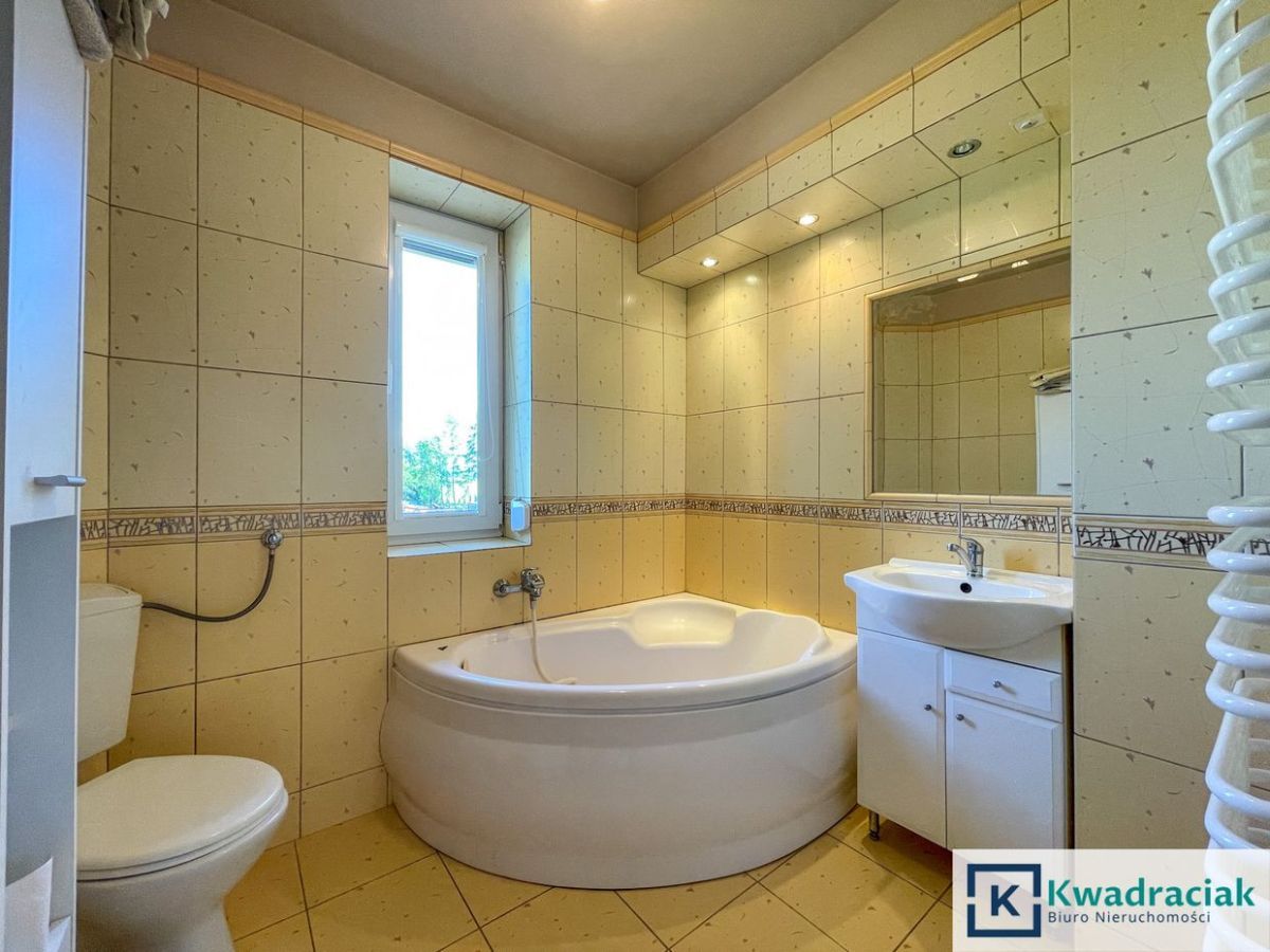 dom wolnostojący, 5 pokoi Besko, ul. Wiejska. Zdjęcie 15