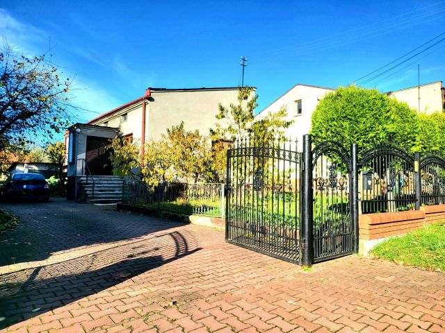 dom wolnostojący Piotrków Trybunalski Śródmieście. Zdjęcie 1