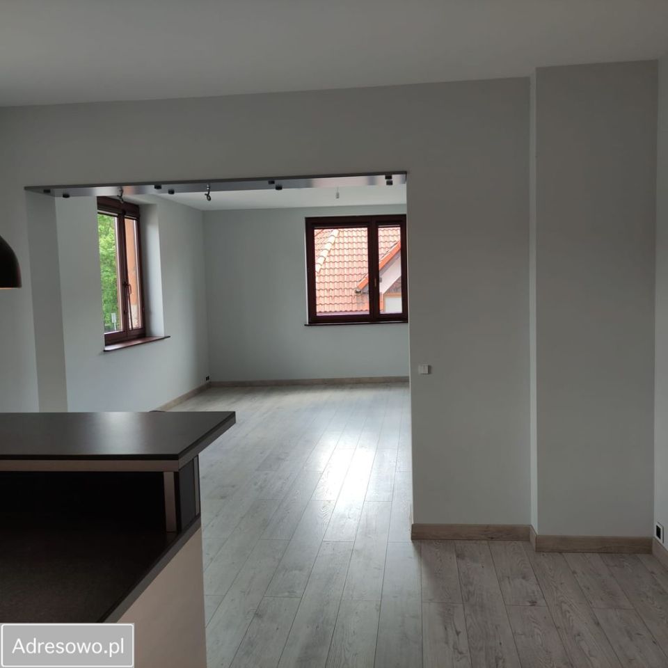 Mieszkanie 3-pokojowe Żywiec, ul. Komonieckiego. Zdjęcie 5