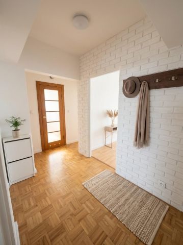 Mieszkanie 3-pokojowe Środa Wielkopolska, os. Jagiellońskie. Zdjęcie 1