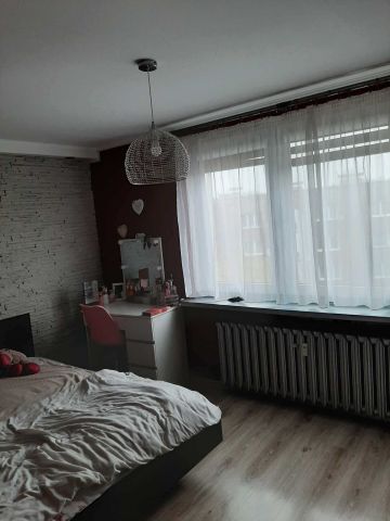 Mieszkanie 2-pokojowe Mikołów Centrum, os. Jana Kochanowskiego. Zdjęcie 1