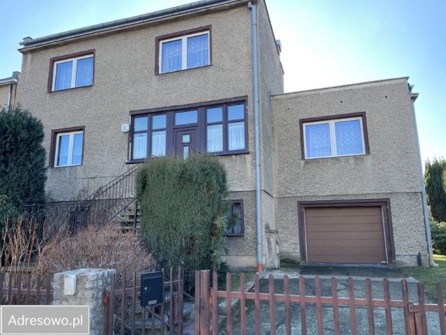 dom wolnostojący, 5 pokoi Bielawa, ul. Rotmistrza Witolda Pileckiego. Zdjęcie 1