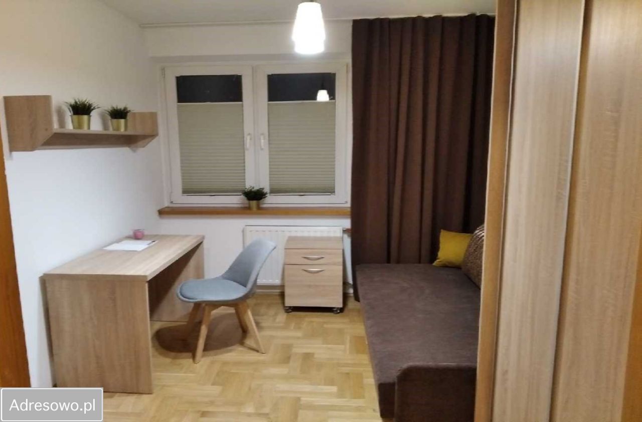 Pokój Warszawa Służew, ul. Puławska