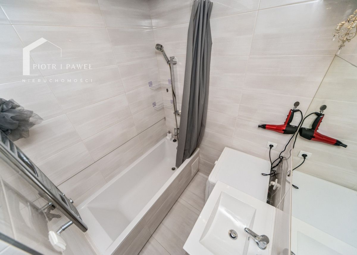 Mieszkanie 3-pokojowe Bielsko-Biała, ul. Konstantego Ildefonsa Gałczyńskiego. Zdjęcie 14