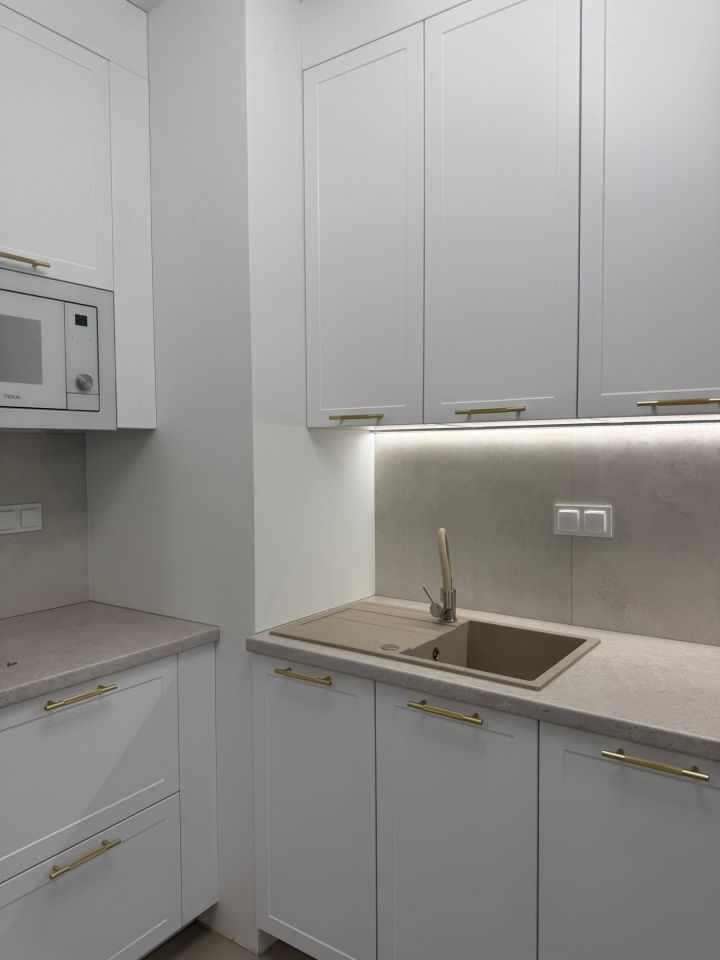 Mieszkanie 2-pokojowe Warszawa Praga-Południe. Zdjęcie 5