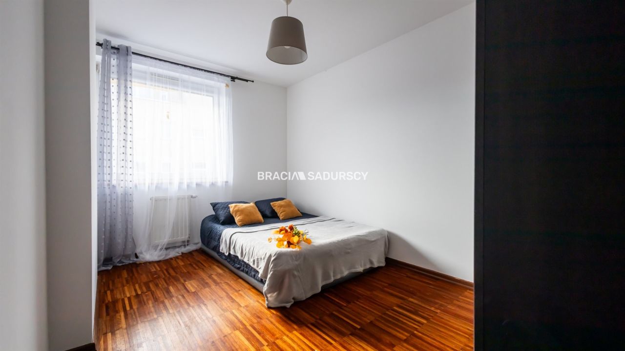 Mieszkanie 2-pokojowe Kraków Azory, ul. Eljasza Walerego Radzikowskiego. Zdjęcie 2