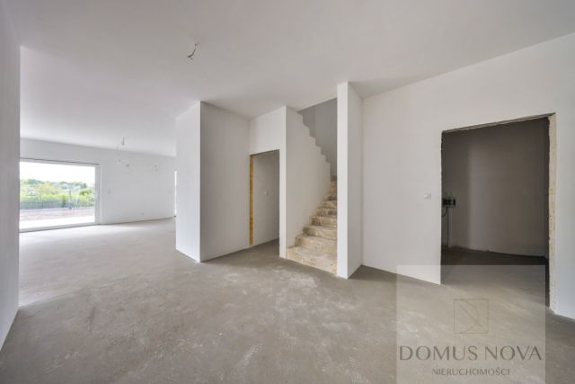bliźniak, 5 pokoi Mościska. Zdjęcie 8