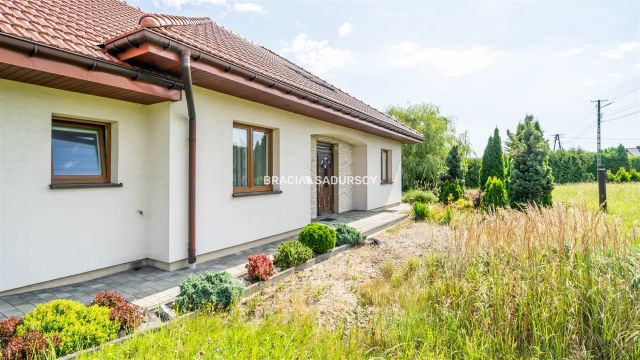 dom wolnostojący, 3 pokoje Łapanów. Zdjęcie 25