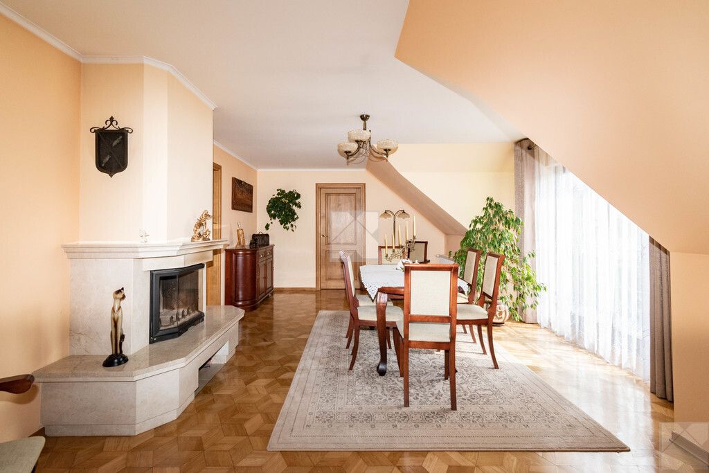 dom wolnostojący, 7 pokoi Lesko, ul. Kościuszki. Zdjęcie 7