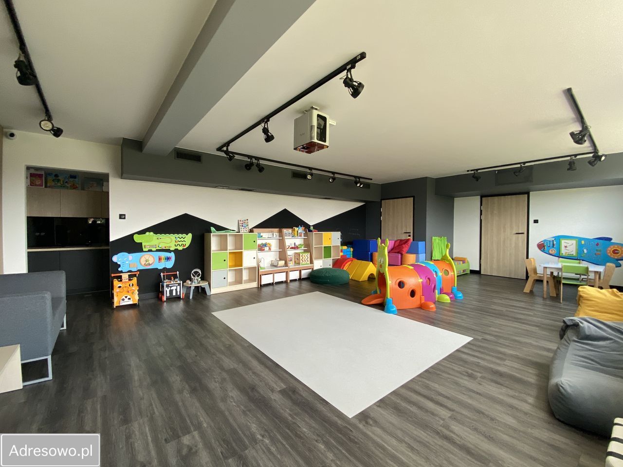 Mieszkanie 4-pokojowe Kielce Czarnów Rządowy. Zdjęcie 3