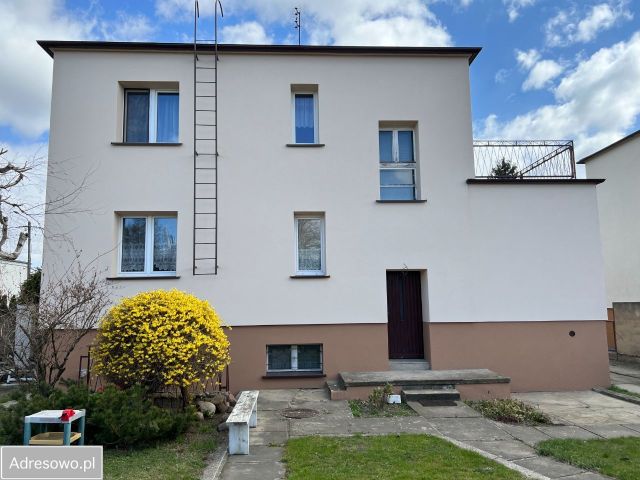 dom wolnostojący, 5 pokoi Pleszew, ul. Kasztanowa. Zdjęcie 1
