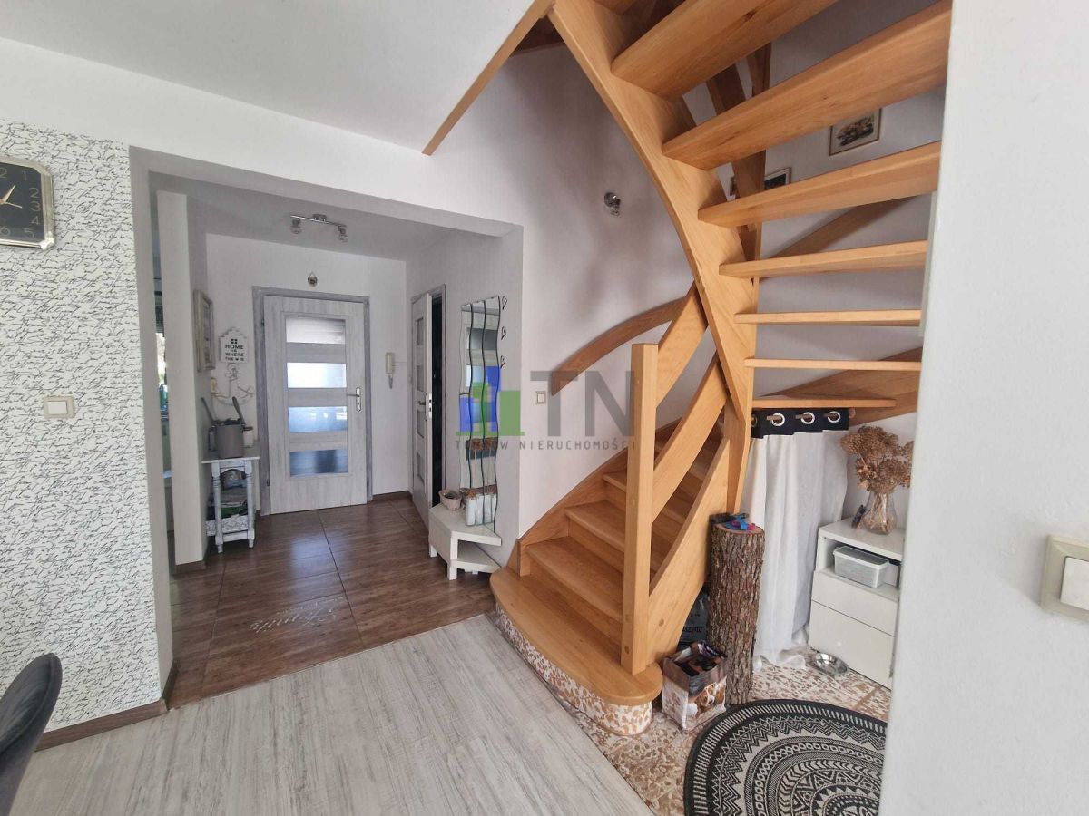 dom szeregowy, 5 pokoi Mirków. Zdjęcie 7