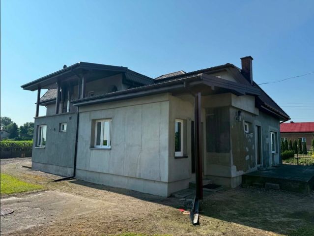 dom wolnostojący, 7 pokoi Parzęczew. Zdjęcie 4