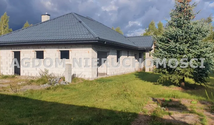 dom wolnostojący, 4 pokoje Zaduszniki