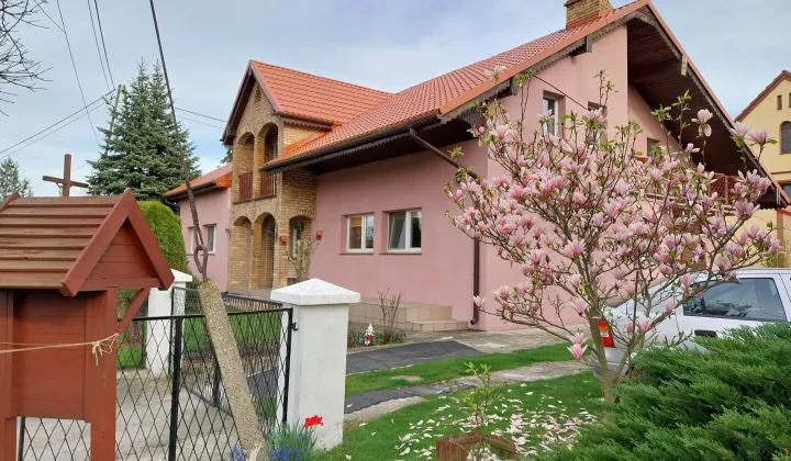 dom wolnostojący, 7 pokoi Siedliska, ul. Aleja Klonowa